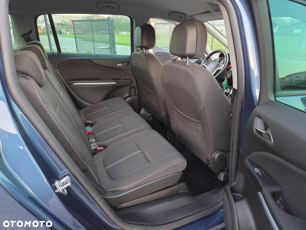 Opel Zafira - 13
