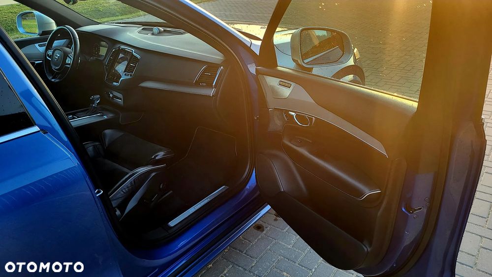 Volvo XC 90 T6 AWD R-Design - 9