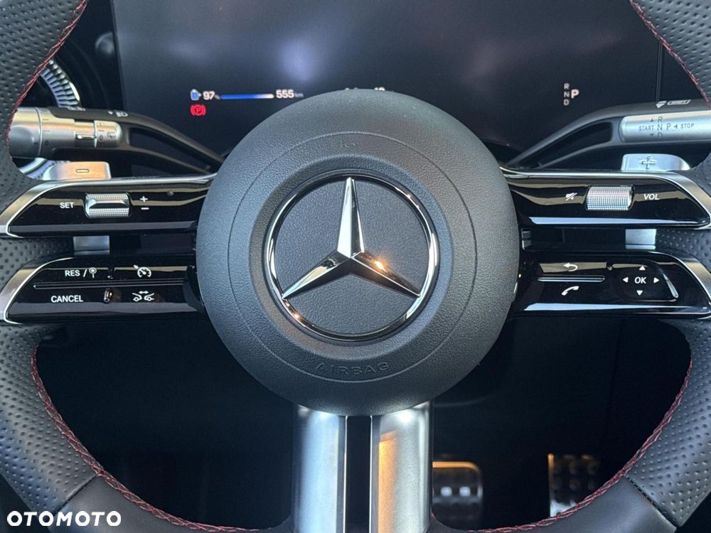 Mercedes-Benz GLB 250+ EQ 85kWh - 15