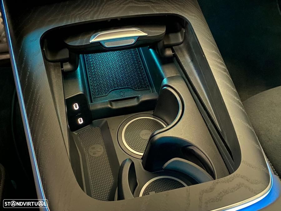 Mercedes-Benz E 300 e AMG Line - 32