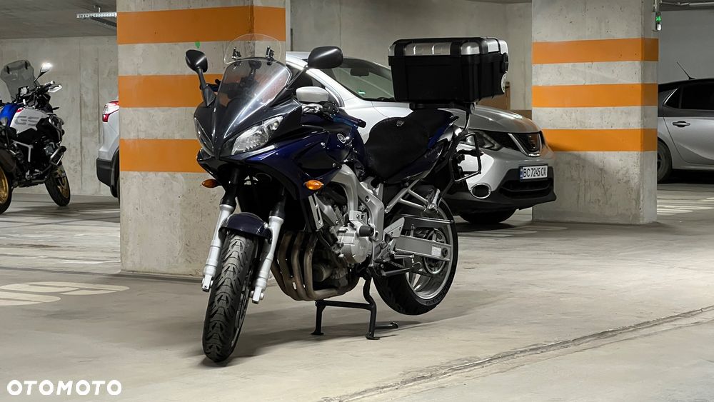 Yamaha FZ6 - 1