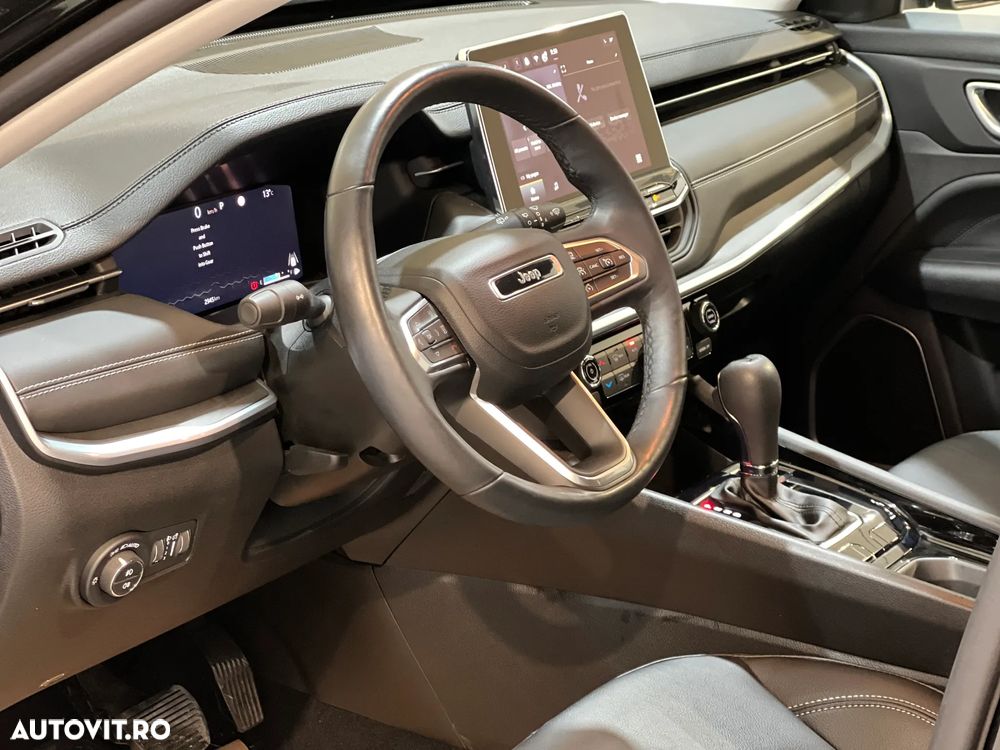 Jeep Compass - 4