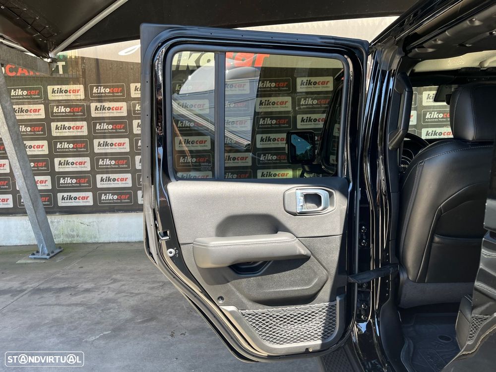 Jeep Gladiator 3.0 CRD Overland AT8 - 48