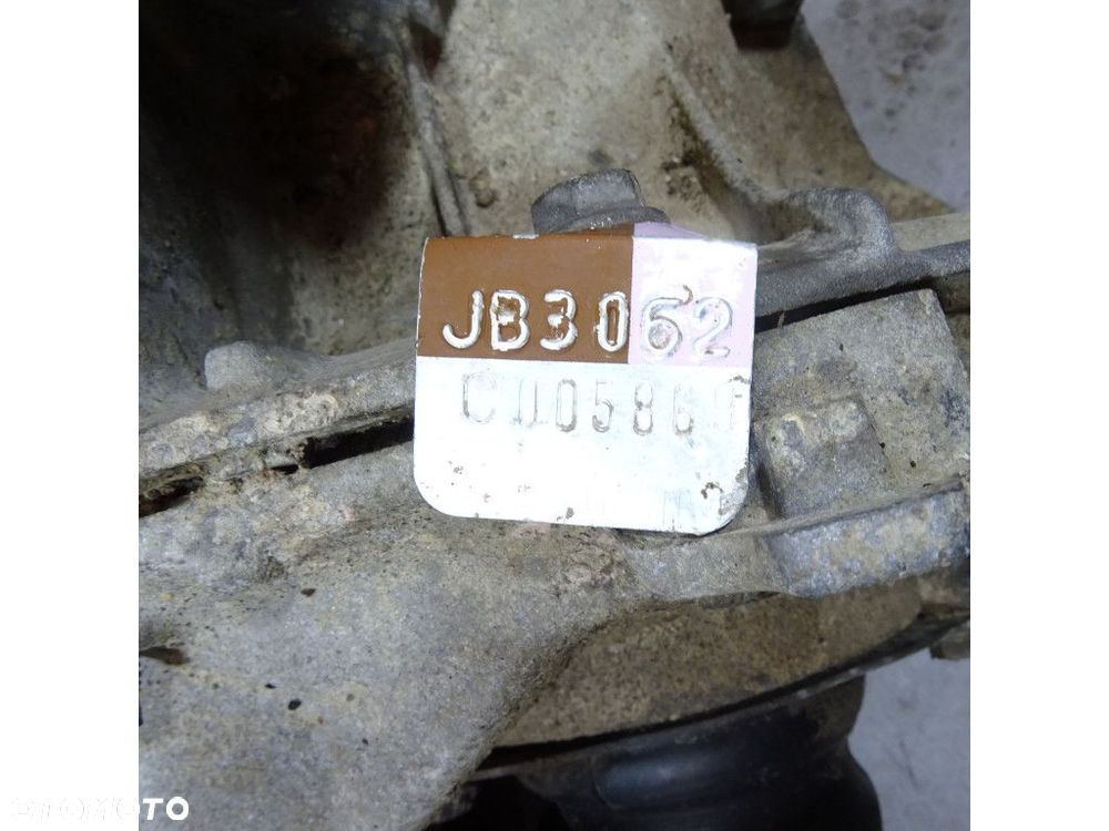RENAULT 19 1.8B SKRZYNIA BIEGÓW MANUALNA JB3062 - 2