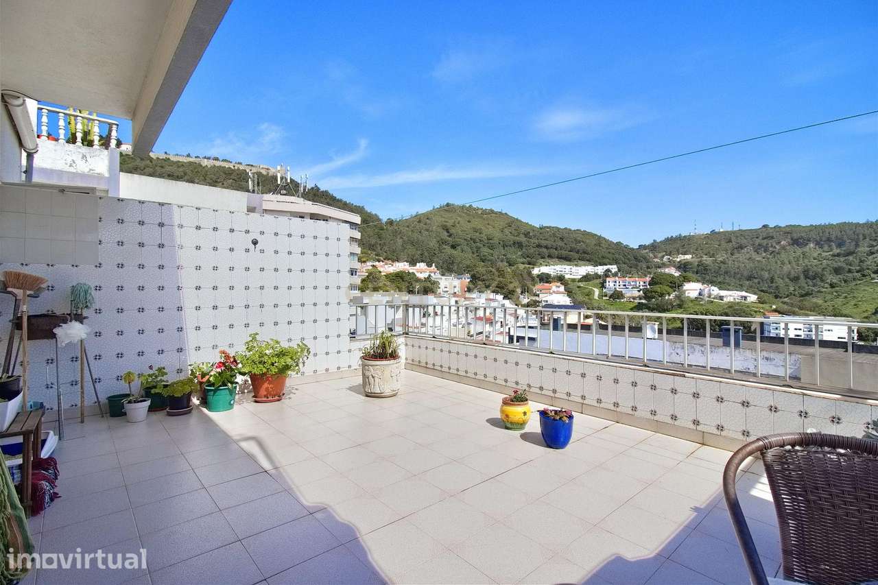 Apartamento T1+2 na Histórica Aldeia do Castelo de Sesimbra - Grande imagem: 2/16