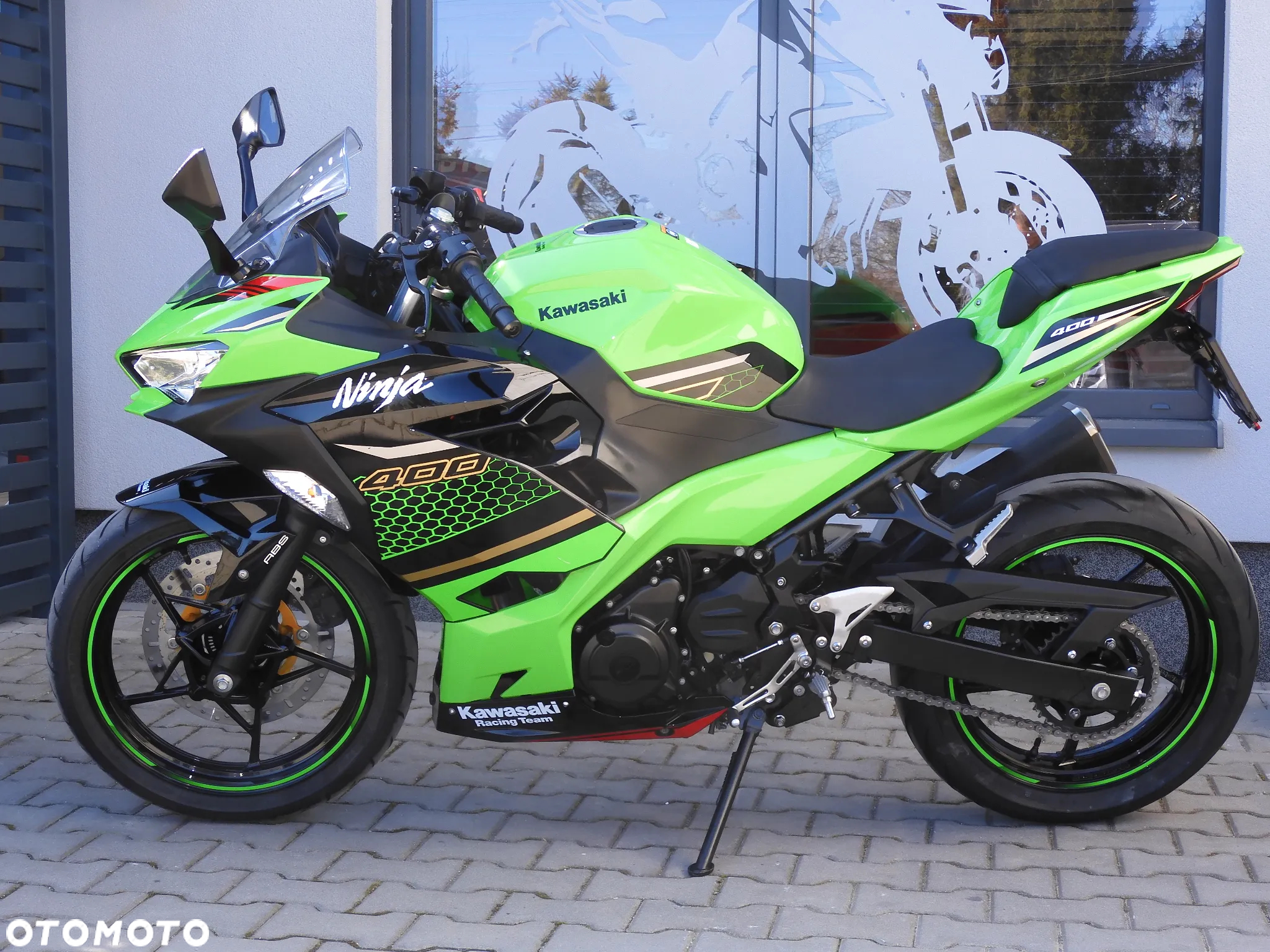 Kawasaki Ninja 400 - 29
