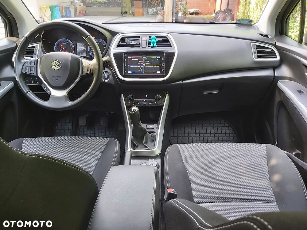 Suzuki SX4 S-Cross 1.6 XLED 4WD - 10