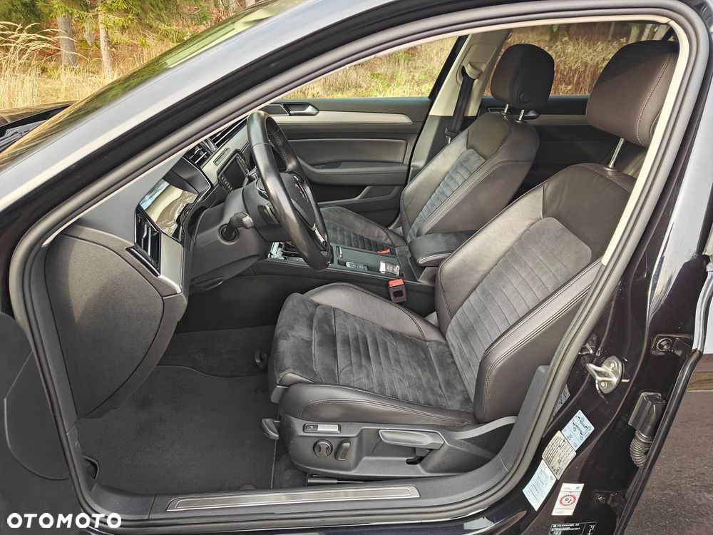Volkswagen Passat - 16