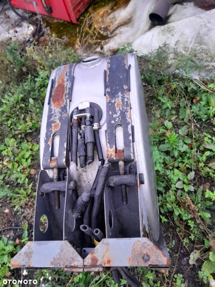 RENAULT PRMIUM -MAGNUM DXI ZBIORNIK -SMOK -MOCOWANIE    ADE -BLU