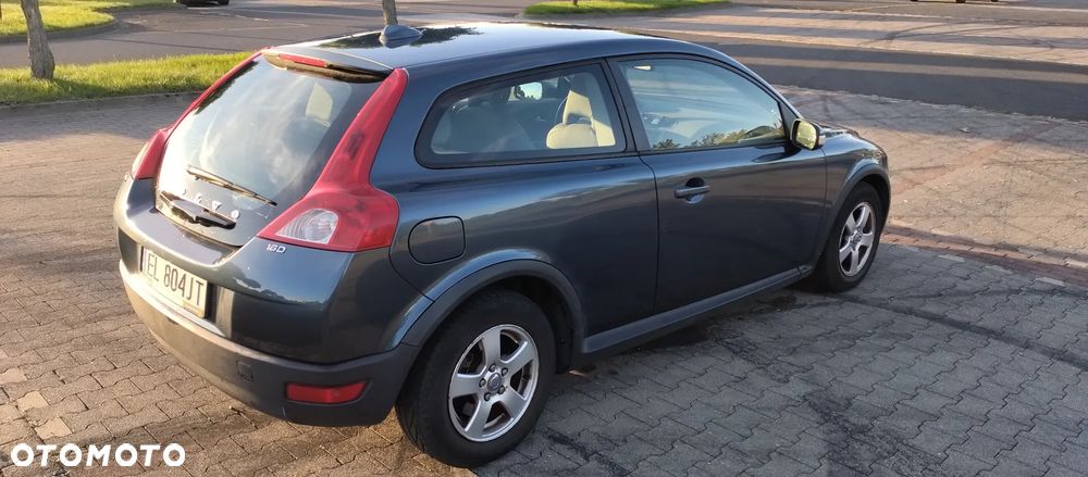 Volvo C30 1.6D Momentum - 11