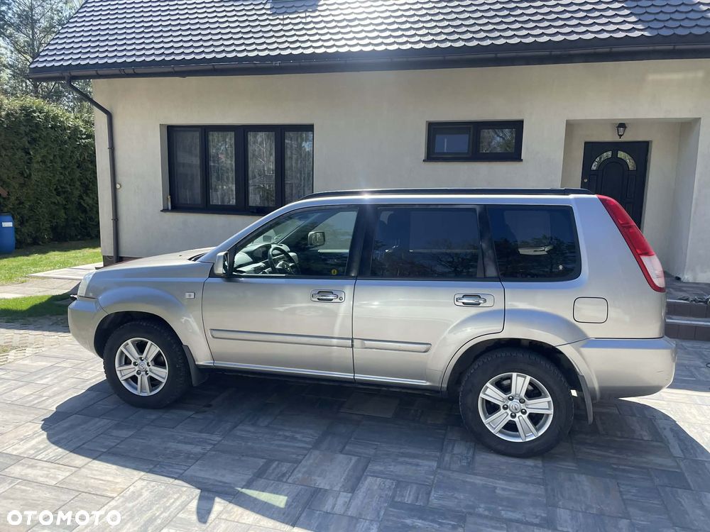 Nissan X-Trail 2.2 dCi Elegance - 1