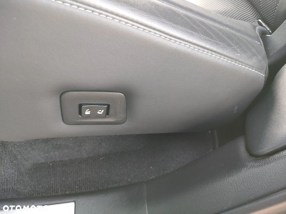 Lexus RX 450h (hybrid) F Sport - 31