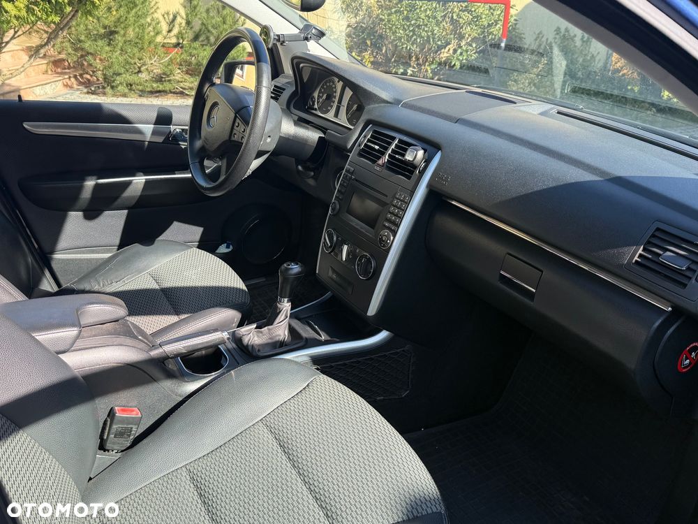Mercedes-Benz Klasa B 200 CDI Special Edition - 5