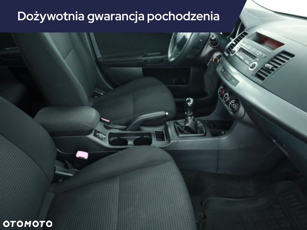 Mitsubishi Lancer - 9