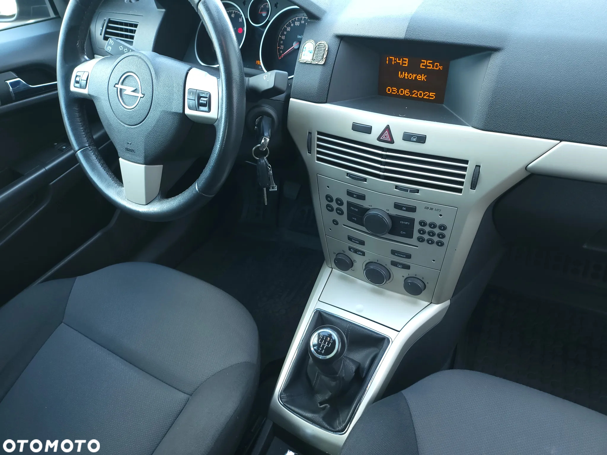 Opel Astra 1.6 Active - 11