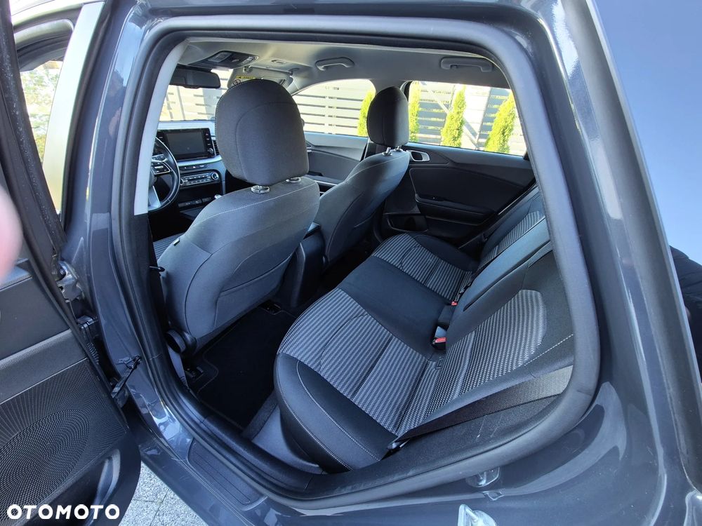 Kia Ceed 1.5 T-GDI L - 10