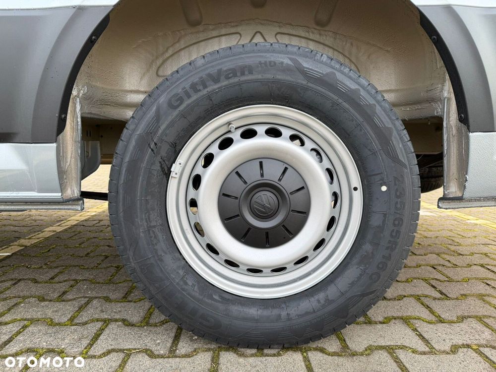 Volkswagen Crafter 35 2.0 TDI L4H3 4490 177KM AUTOMAT - 11