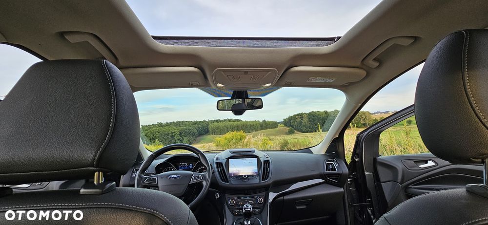 Ford Kuga 1.5 EcoBoost FWD Titanium - 20