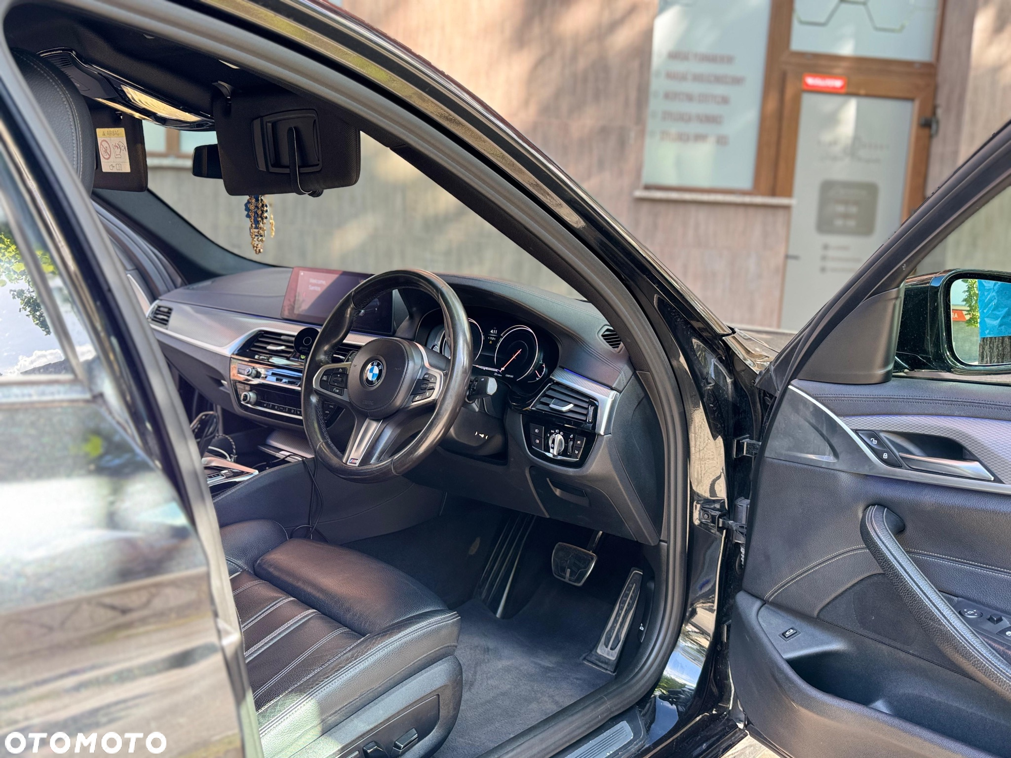 BMW Seria 5 520d M Sport - 7