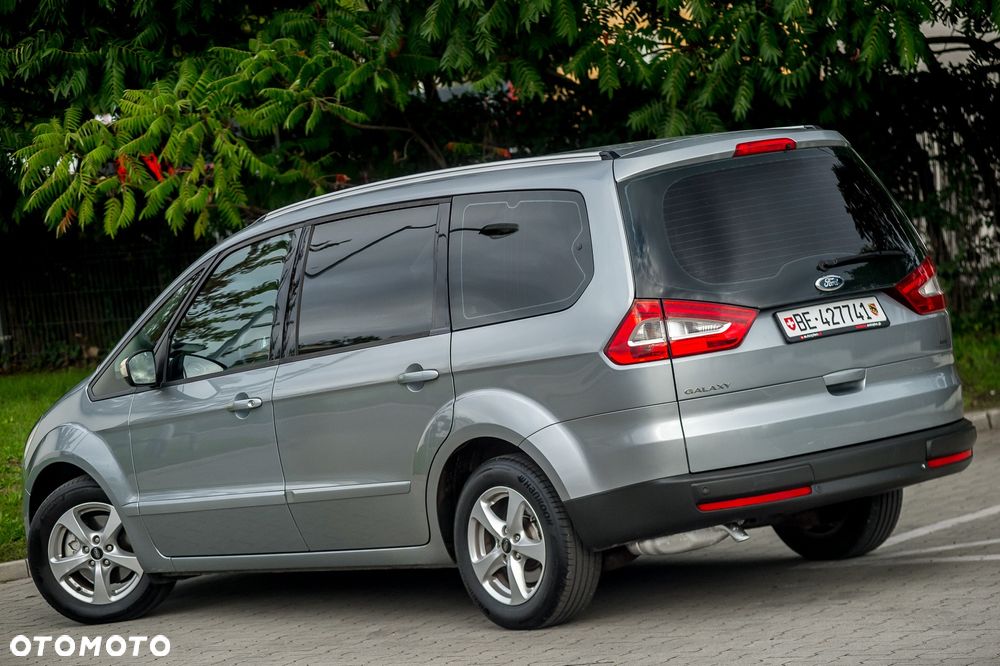 Ford Galaxy 2.0 FF Ghia - 9