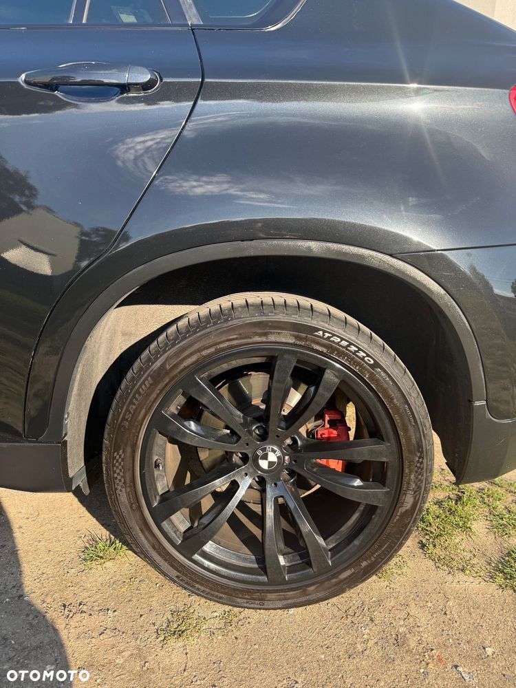 BMW X6 xDrive35i - 14
