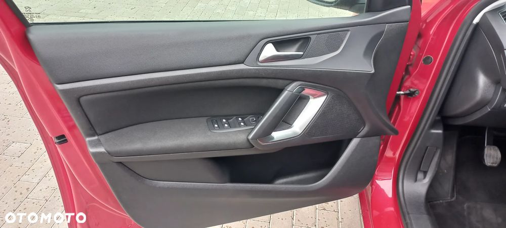 Peugeot 308 1.2 PureTech Business Line S&S - 29