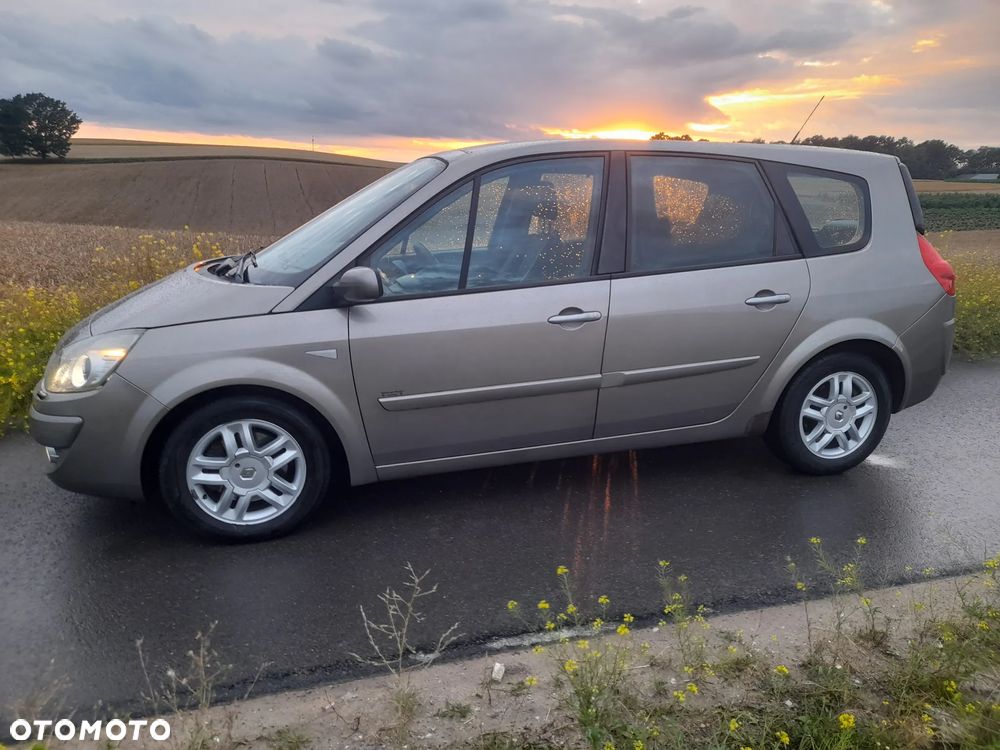 Renault Scenic 2.0 16V Emotion Plus - 14