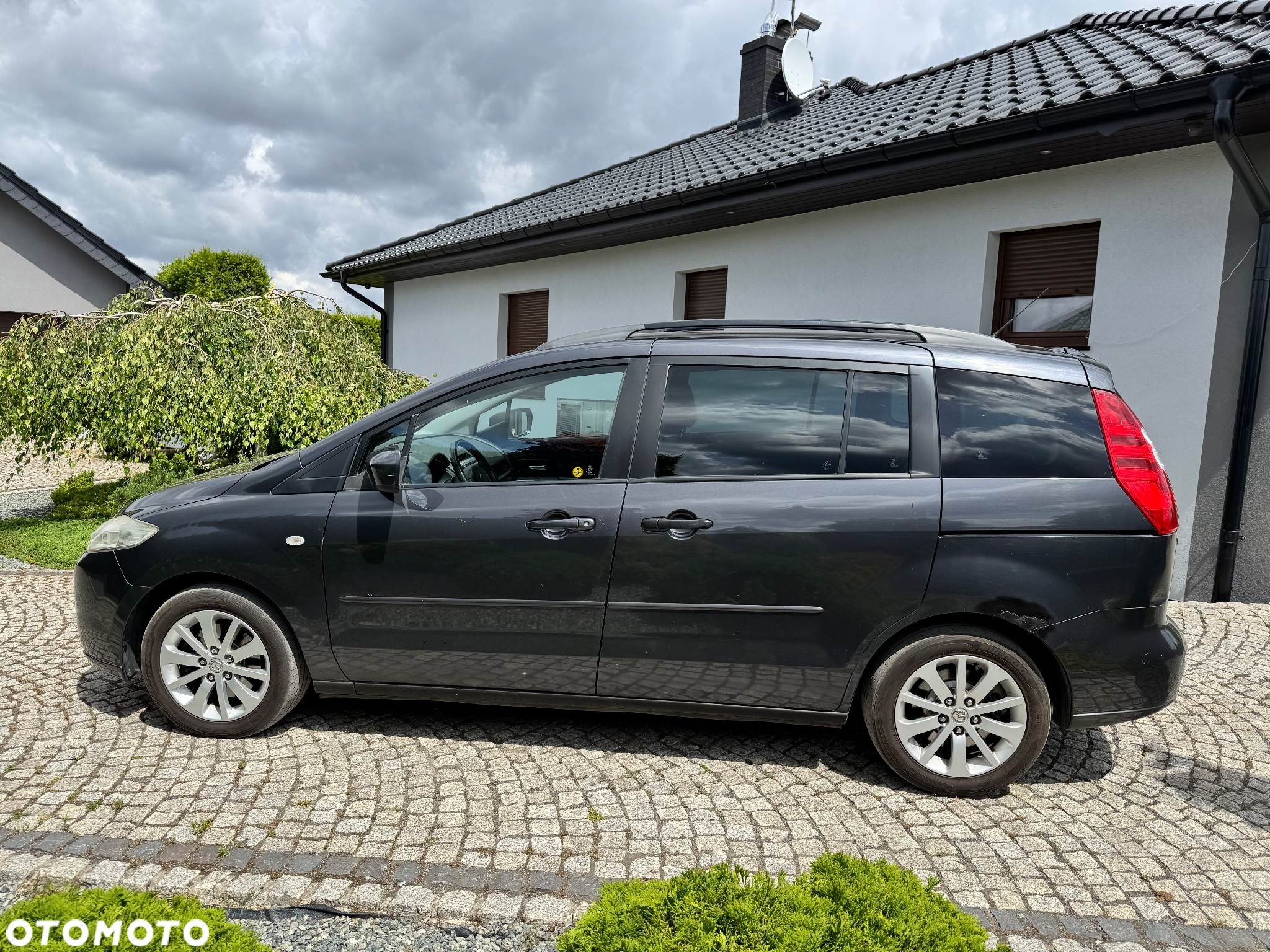 Mazda 5 - 15