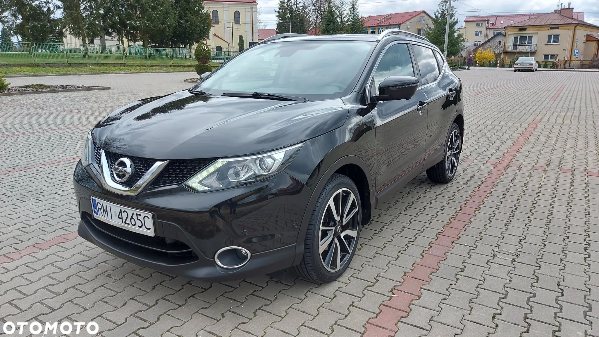 Nissan Qashqai 1.6 DCi Tekna - 1