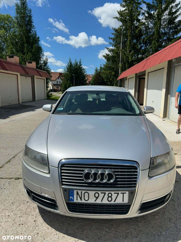 Audi A6 Limousine 2.4 - 4