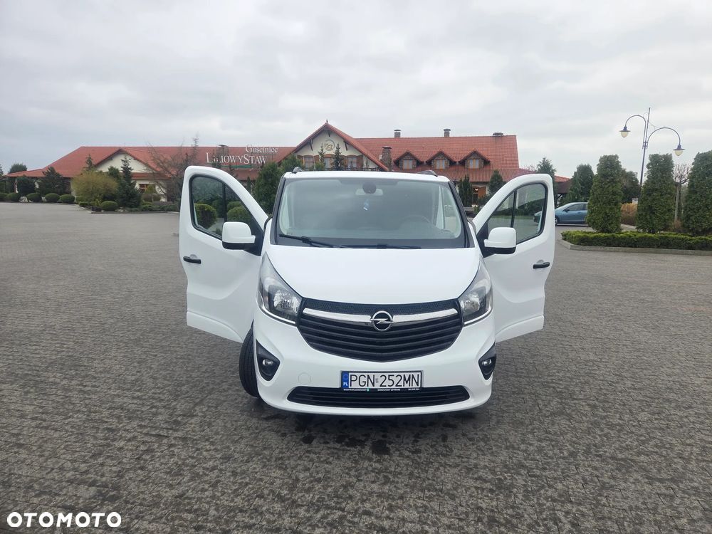 Opel Vivaro - 2
