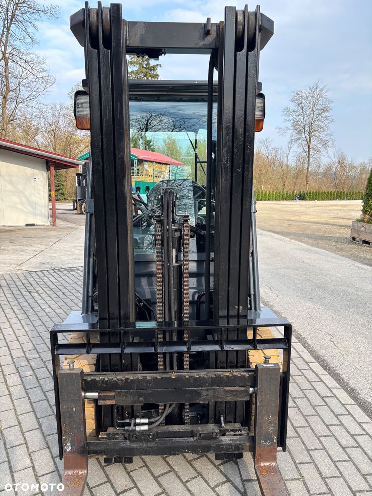 Toyota 8FGF25 GWARANCJA LPG triplex PÓŁKABINA DOSTAWA 59 450 NETTO - 6