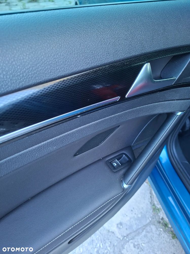 Volkswagen Golf 2.0 BlueTDI Comfortline - 8