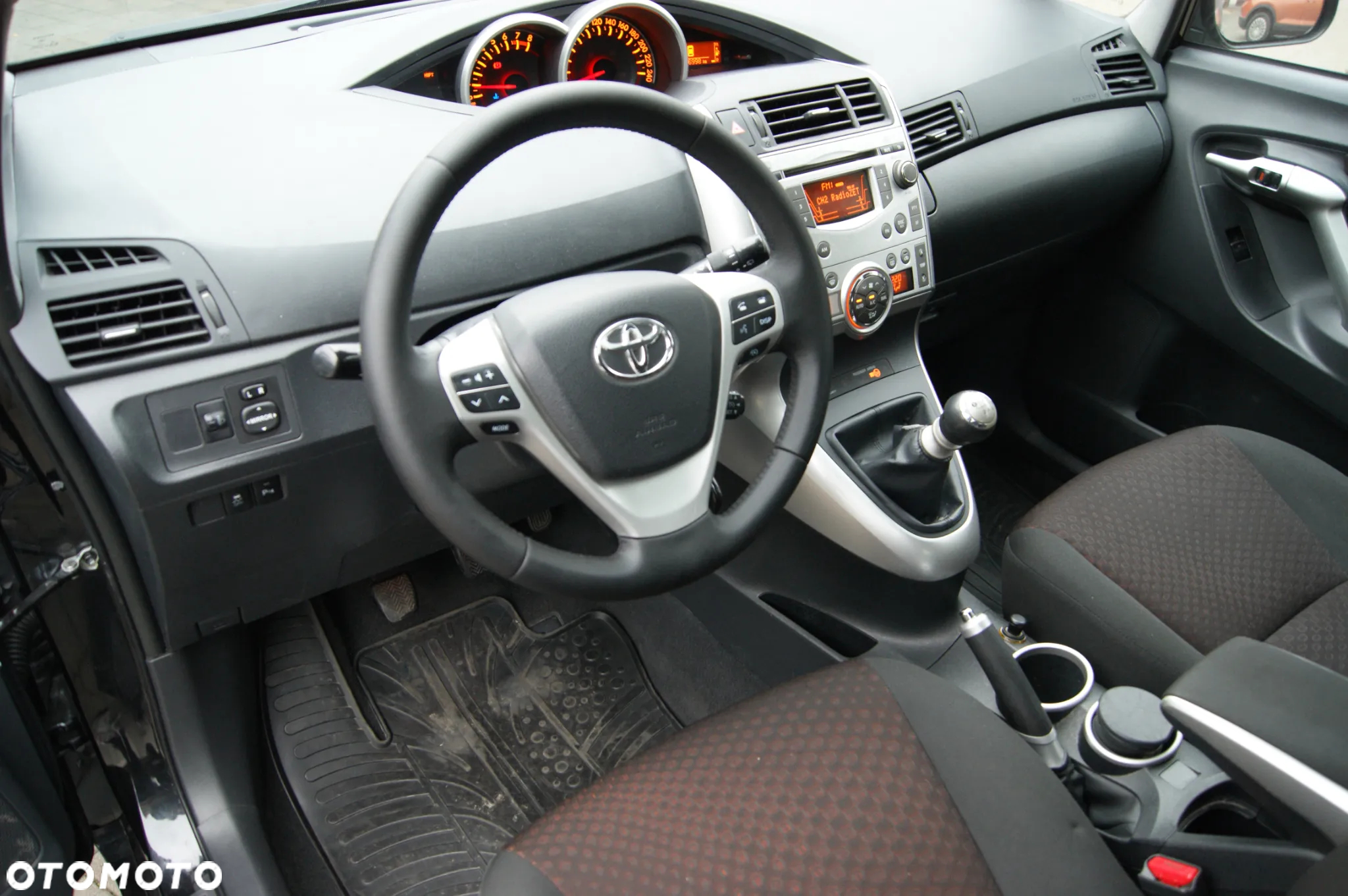 Toyota Verso 1.8 7-Sitzer Edition S - 18