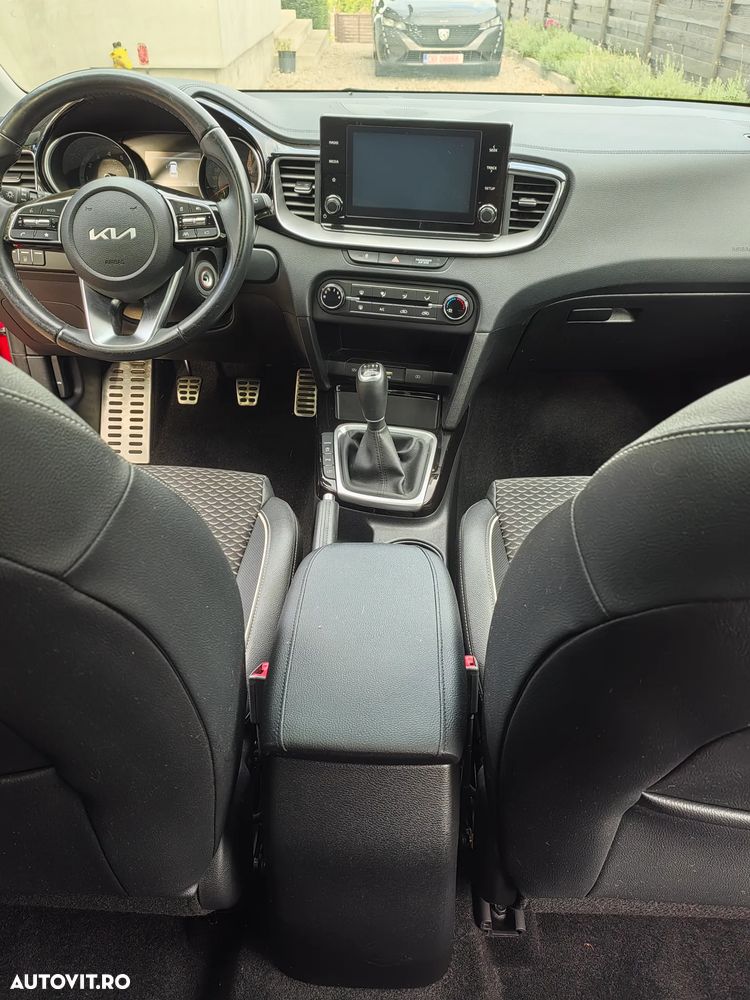 Kia Ceed 1.0 T-GDI ISG GT Line - 23