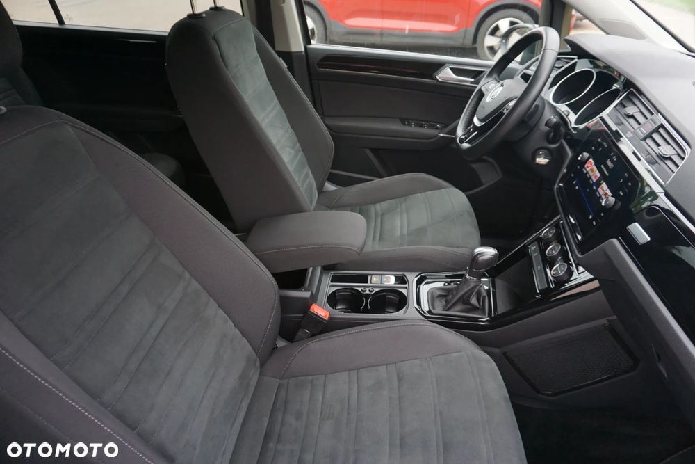 Volkswagen Touran 1.5 TSI EVO Highline DSG - 20