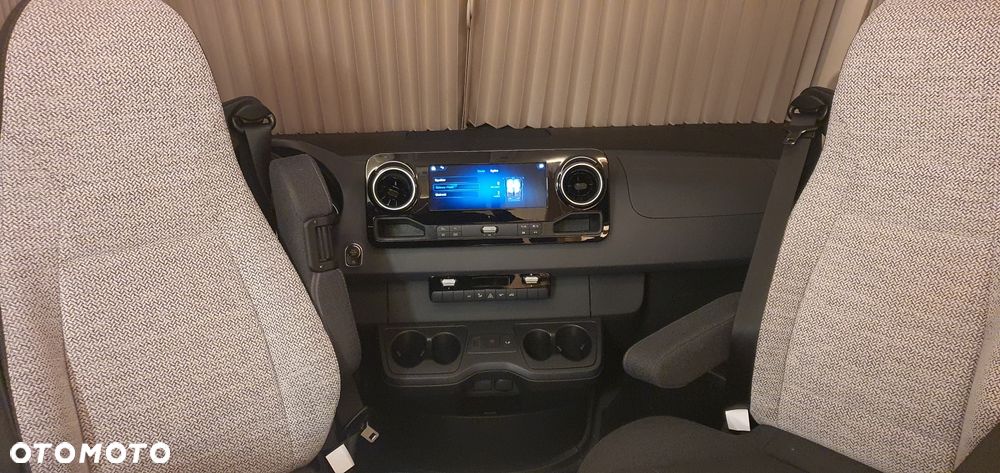 Hymer-Eriba White line BMCI 600 - 18