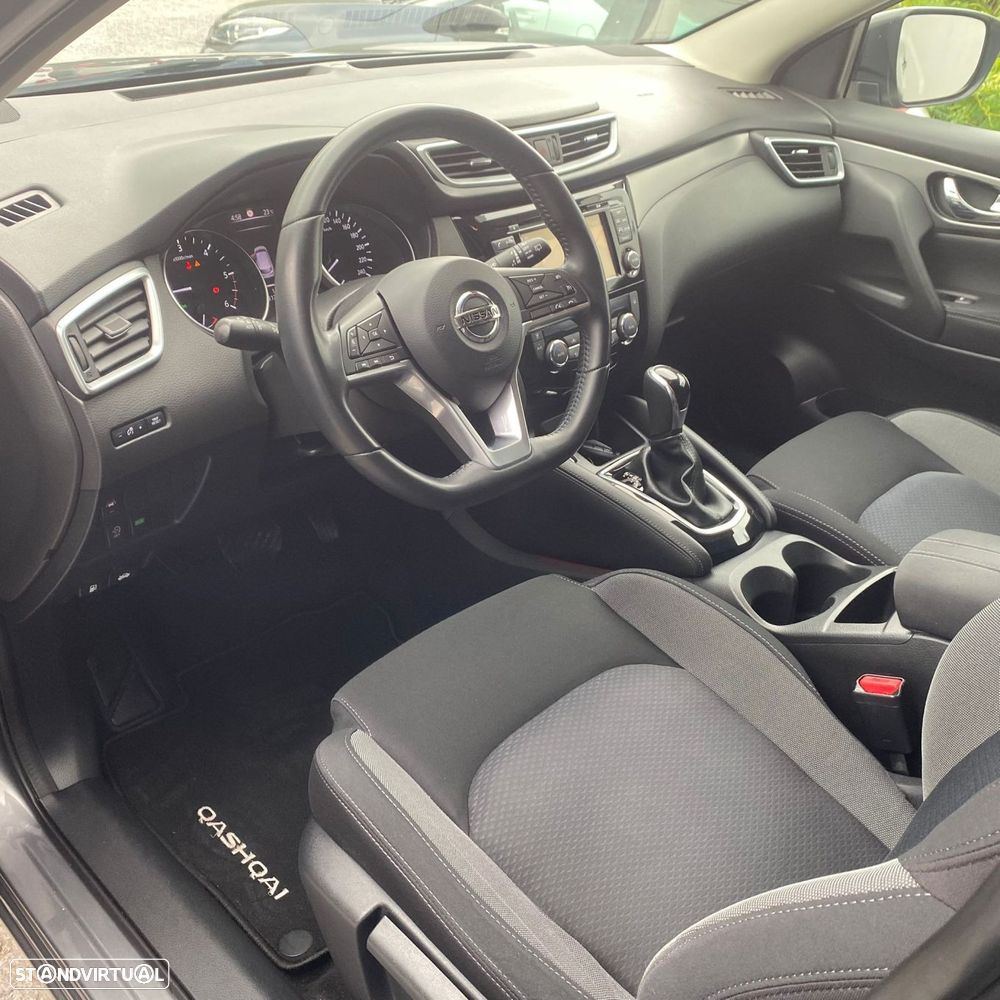Nissan Qashqai 1.6 dCi N-Connecta Led Xtronic - 24