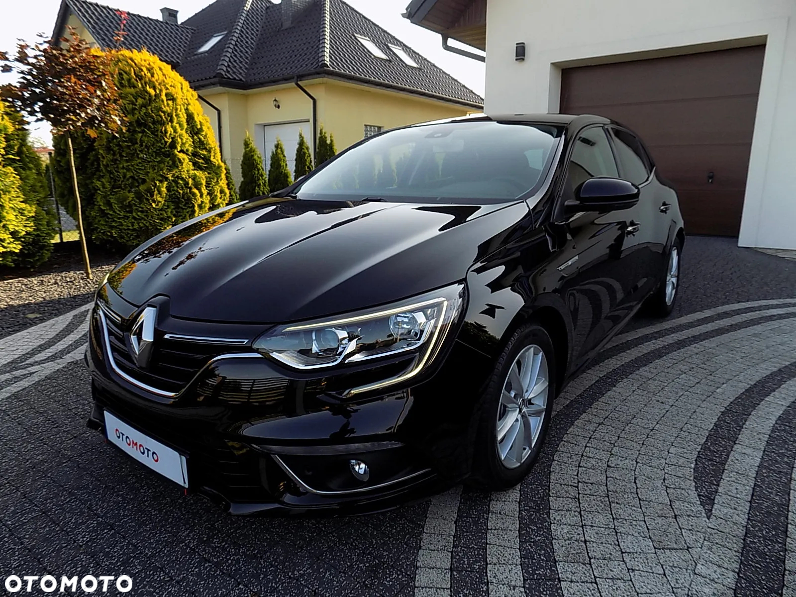 Renault Megane ENERGY TCe 100 LIMITED - 14