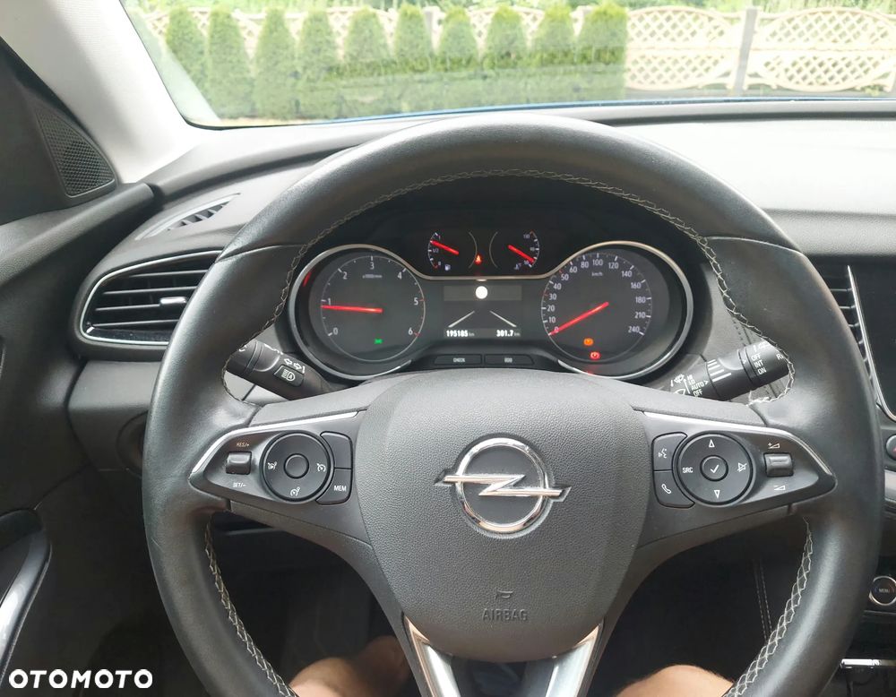 Opel Grandland X 1.5 D Start/Stop Business INNOVATION - 10