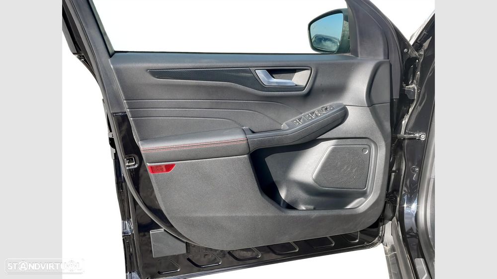 Ford Kuga 1.5 EcoBoost ST-Line X — fotografia 11