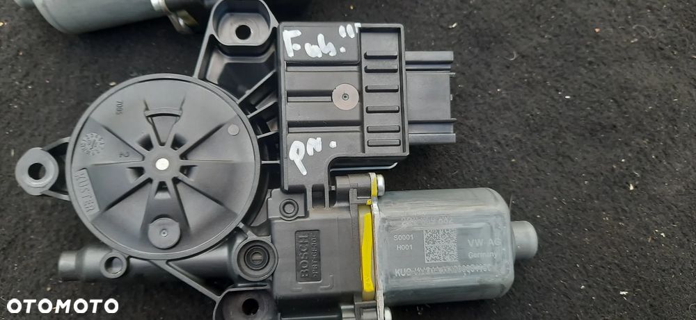 Skoda Fabia 3 generacji Silniczek podnoszenia przednich szyb bocznych Lewy 2q2959881c e 850206012 Prawye 85026011 2q2959882 - 2