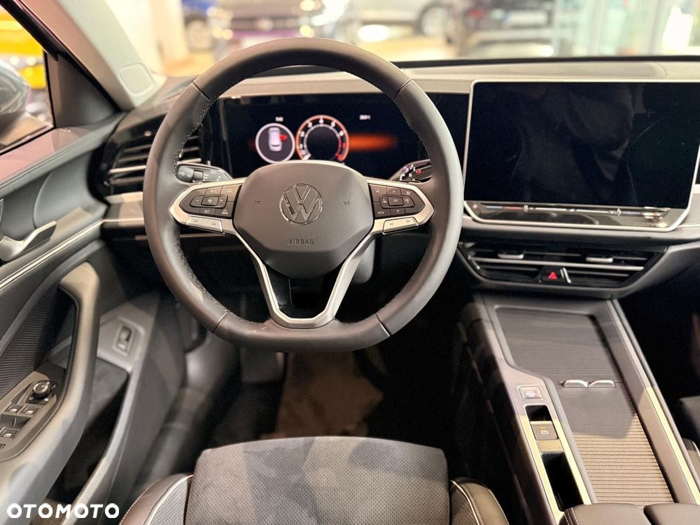 Volkswagen Passat - 15