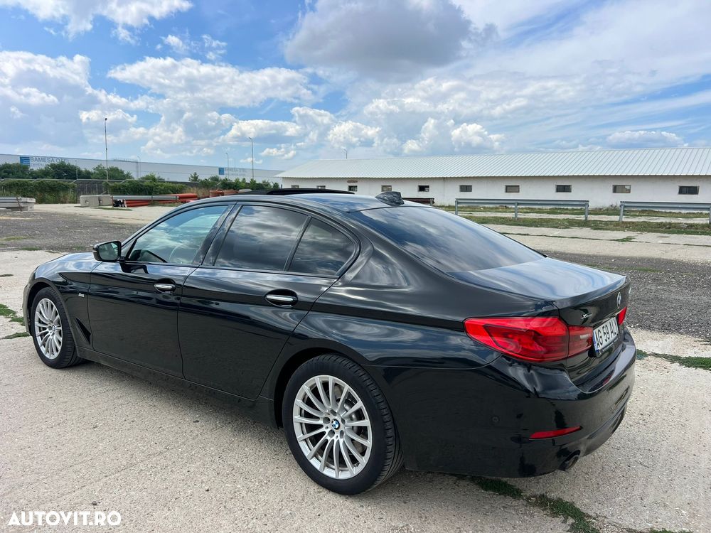 BMW Seria 5 530d xDrive Touring Aut. Sport Line - 5