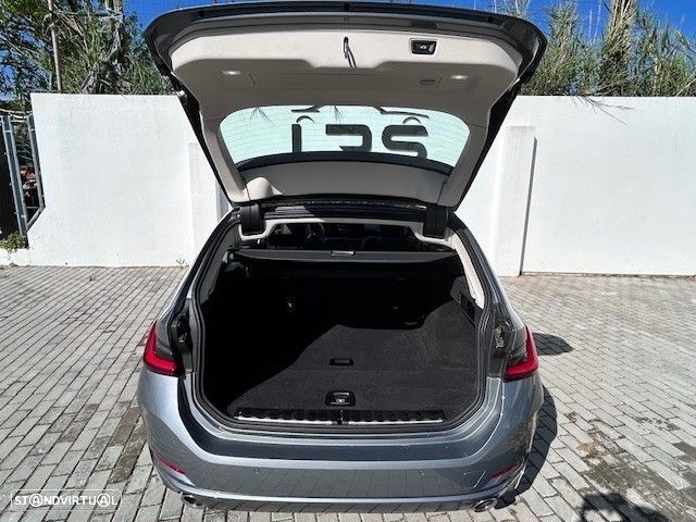 BMW 320 d Touring Auto - 26
