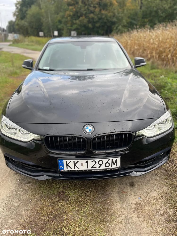 BMW Seria 3 318d Sport Line - 2