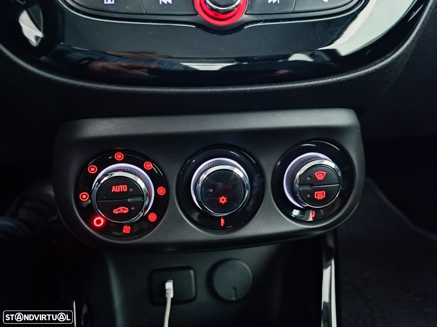 Opel Adam 1.0 S&S Rocks - 21