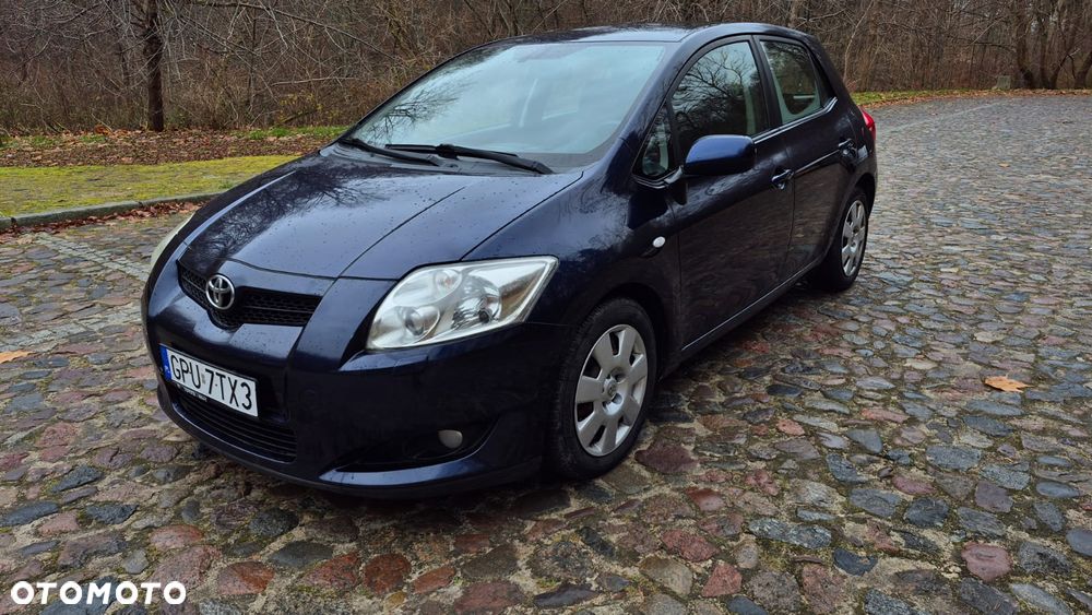 Toyota Auris - 2