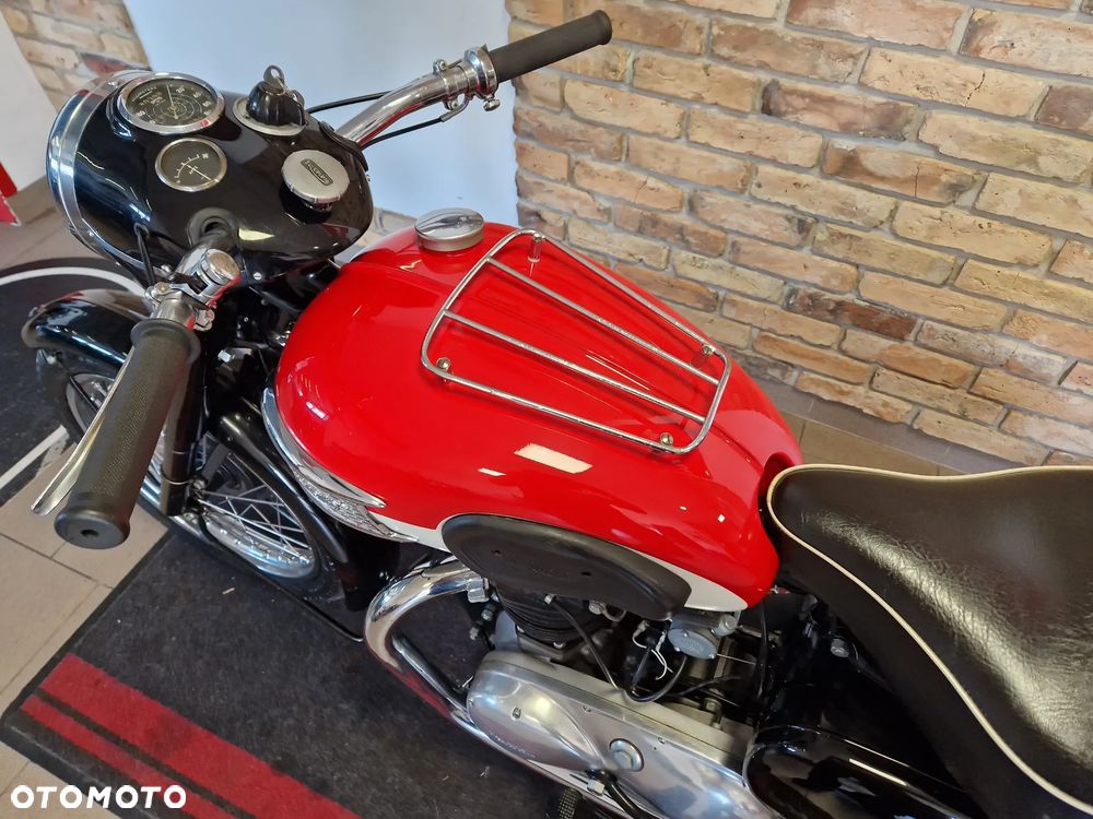 Triumph Speed Twin - 20