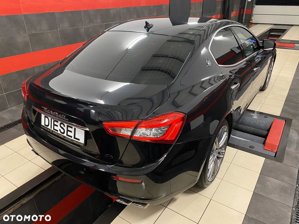 Maserati Ghibli Standard - 12